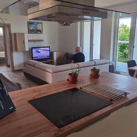 Sunset House Piestany Cervena Veza Διαμέρισμα Banka Εξωτερικό φωτογραφία