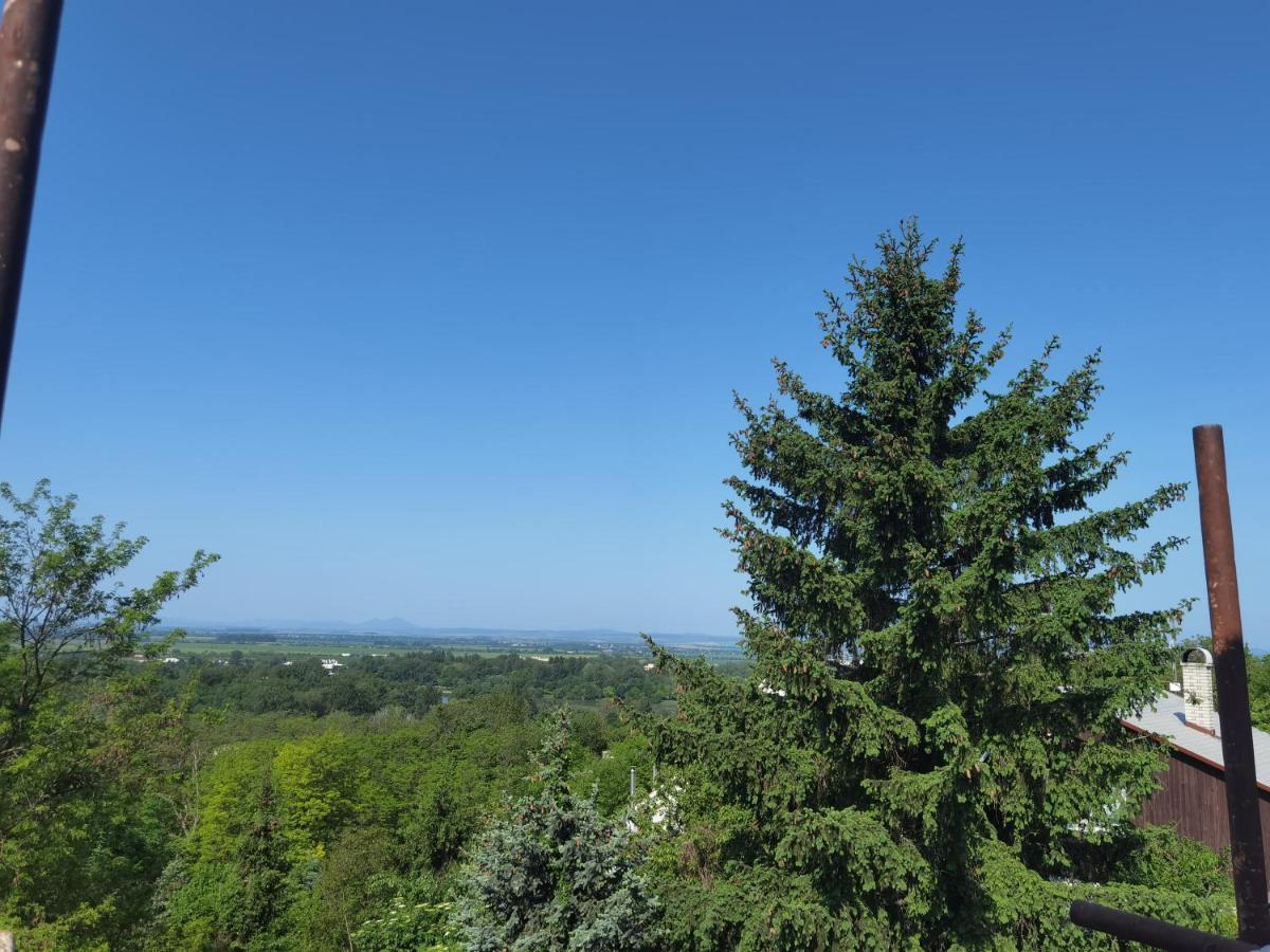 Sunset House Piestany Cervena Veza Διαμέρισμα Banka Εξωτερικό φωτογραφία
