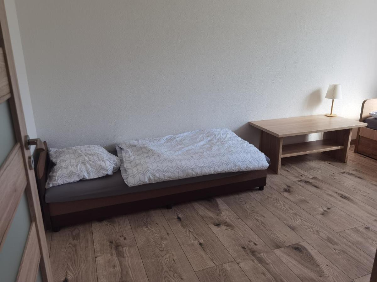 Sunset House Piestany Cervena Veza Διαμέρισμα Banka Εξωτερικό φωτογραφία