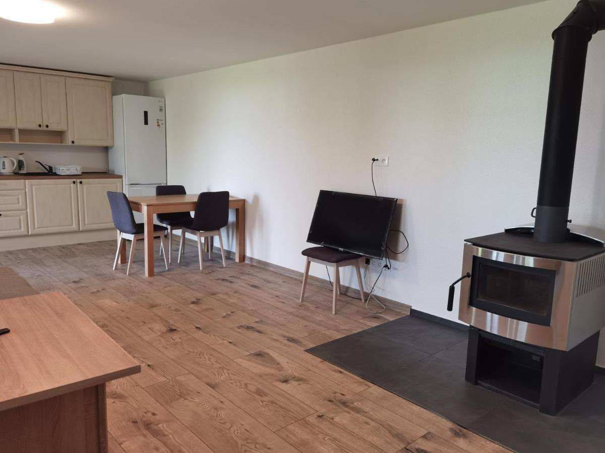 Sunset House Piestany Cervena Veza Διαμέρισμα Banka Εξωτερικό φωτογραφία